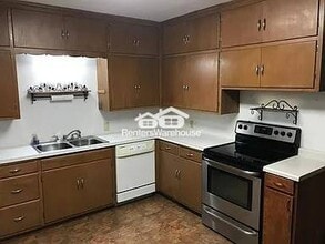 123 N Broad St in Mankato, MN - Building Photo - Building Photo