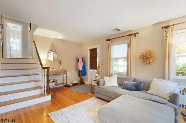 22 James St in Morristown, NJ - Building Photo - Building Photo