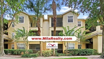 2600 Robert Trent Jones Dr in Orlando, FL - Building Photo