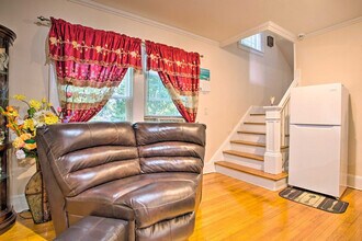 52 Lewis Pkwy in Yonkers, NY - Building Photo - Building Photo