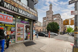 131 Tompkins Ave in Brooklyn, NY - Building Photo - Building Photo