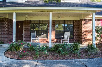 2221 Glenwood Ln in Tallahassee, FL - Building Photo - Building Photo