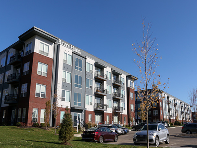 River House in Columbus, OH - Building Photo