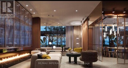 1 Quarrington Lane in North York, ON - Building Photo - Building Photo