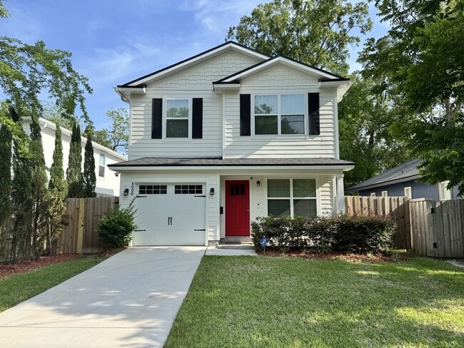 property at 4006 College St