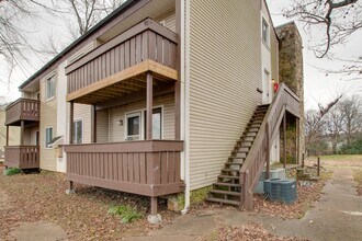 9020 Mahogany Row SE in Huntsville, AL - Building Photo - Building Photo