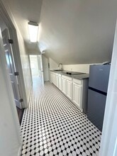 871 27th St, Unit 871B in Oakland, CA - Foto de edificio - Building Photo