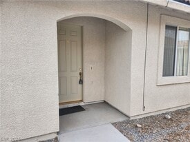 2580 E Ambush St in Pahrump, NV - Building Photo