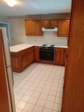 408 Willow Ave in Olyphant, PA - Building Photo - Building Photo