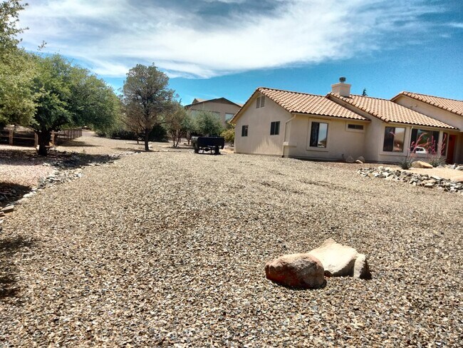 5750 Columbine Rd in Prescott, AZ - Building Photo - Building Photo