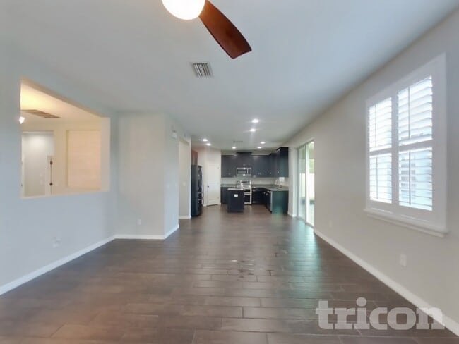 33164 Whisper Pointe Dr in Wesley Chapel, FL - Building Photo - Building Photo