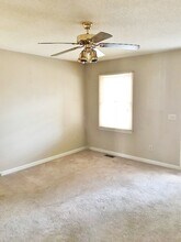 1006 S 10th St in Lillington, NC - Building Photo - Building Photo