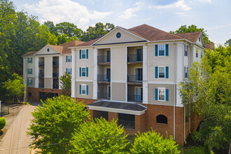 Carrollton Terrace Apartments in Charlottesville, VA - Building Photo - Building Photo