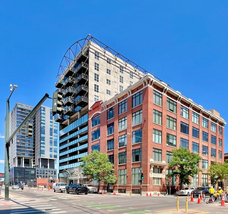 2020 Arapahoe St, Unit 1240 in Denver, CO - Building Photo