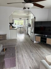 2320 Saxon St in Martinez, CA - Building Photo - Building Photo