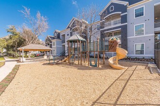 Capitol Crossing in Austin, TX - Building Photo - Building Photo