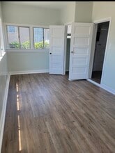 2526 Houston St in Los Angeles, CA - Building Photo - Building Photo