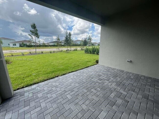property at 1742 Hoot Owl Holw