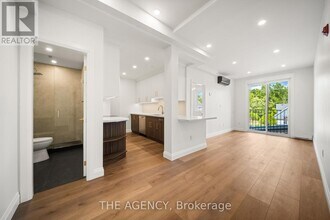 153 Main St E in Milton, ON - Building Photo - Building Photo