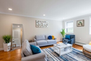 Englewood Village, LLC in Englewood, NJ - Building Photo