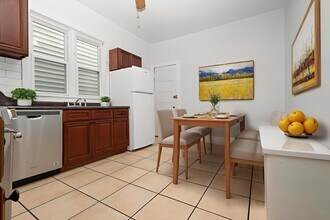 187 Clerk St in Jersey City, NJ - Building Photo - Building Photo