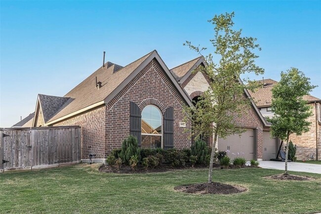 24911 Mountclair Hollow Ln