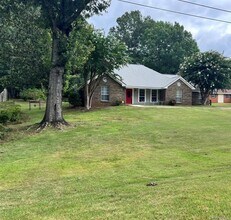 810 Carter Rd in Prattville, AL - Building Photo - Building Photo