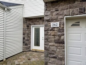 262 Tamerisk Ln in New Windsor, NY - Building Photo - Building Photo