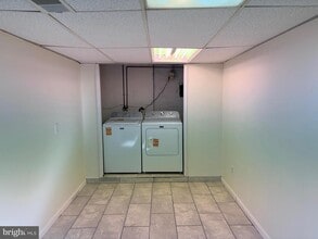 43 Franklin Ave in Feasterville-Trevose, PA - Foto de edificio - Building Photo