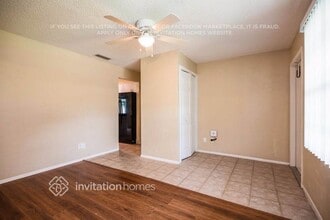 9064 Hamlin Rd W, Unit 1100 Darbyshire Road-1 in Ft. Myers, FL - Foto de edificio - Building Photo