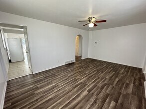1508 Midway Dr in Rockford, IL - Building Photo - Building Photo
