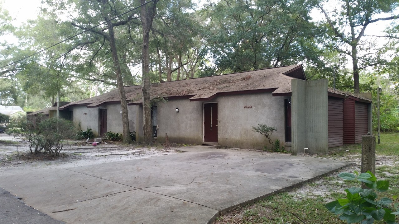 2430 NW 3rd Ave in Ocala, FL - Building Photo
