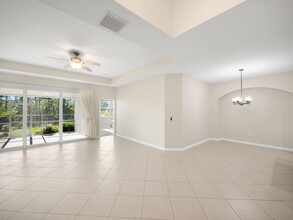 12898 SW Lake Fern Cir in Port St. Lucie, FL - Building Photo - Building Photo