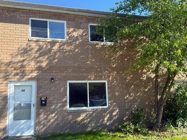 797 Babbitt Rd