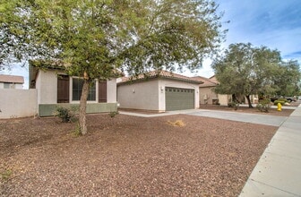 1106 E Regent Dr in Gilbert, AZ - Building Photo - Building Photo