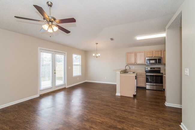 1125 Buccaneer Blvd in Green Cove Springs, FL - Building Photo - Building Photo