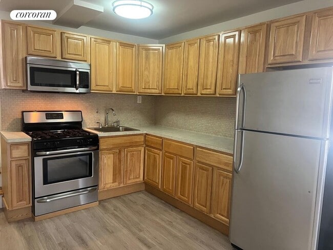 138 Terrace Pl in Brooklyn, NY - Building Photo - Building Photo