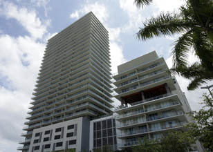 Two Midtown Miami Condominium in Miami, FL - Building Photo - Building Photo