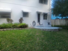 865 SE 20th Ave, Unit #5 in Deerfield Beach, FL - Building Photo - Building Photo