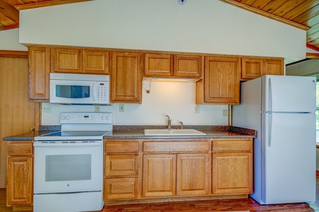 839 Hazzle Ct in Coupeville, WA - Building Photo - Building Photo