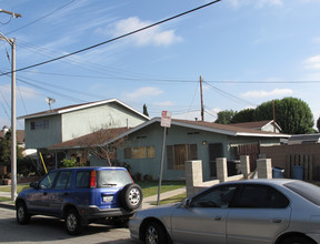 9053-9055 Burma Rd in Pico Rivera, CA - Building Photo - Building Photo