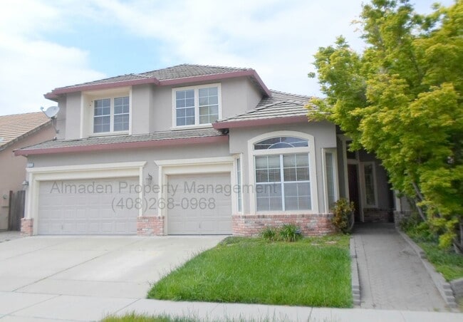property at 1515 Bergerac Dr