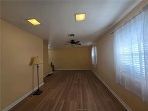 641 Jefferson Heights Ave, Unit #2 in New Orleans, LA - Foto de edificio - Building Photo