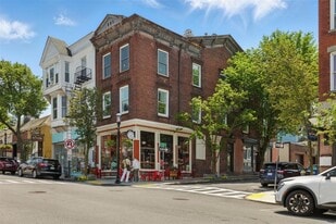 4 John St in Tarrytown, NY - Building Photo