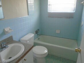 2625 Linhart Ave in Ft. Myers, FL - Building Photo - Building Photo