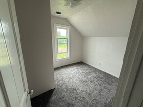 9 E Somo Ave in Tomahawk, WI - Building Photo - Building Photo