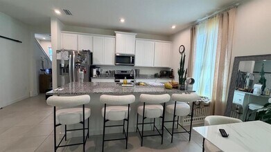 1978 Education St in St. Cloud, FL - Building Photo - Building Photo