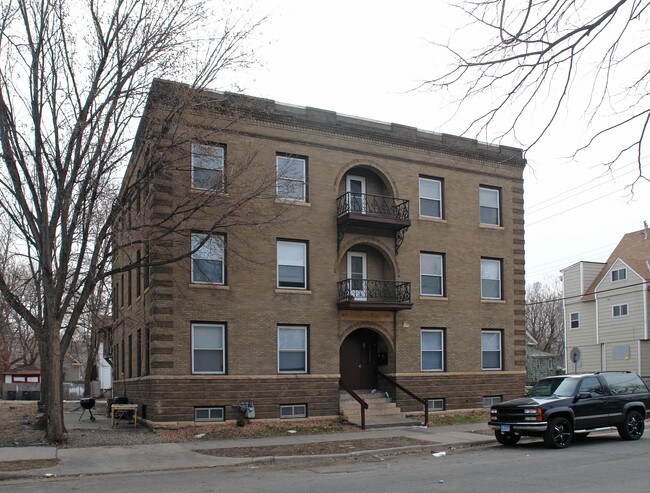 1827-1829 14th Ave S in Minneapolis, MN - Building Photo - Building Photo