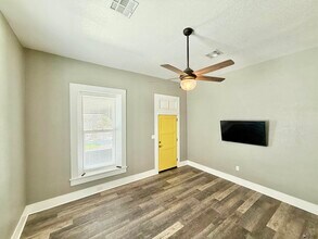 458 S Orange Ave in Yuma, AZ - Building Photo - Building Photo