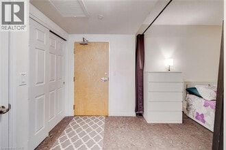 155 Water St S in Cambridge, ON - Building Photo - Building Photo